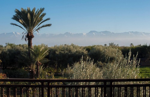 Menara House | DarToozween, chic and comfortable farmhouse in the Marrakech countryside