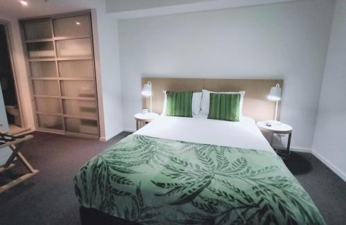 Darwin City Centre Hotel | Darwin Harbour Suites