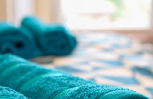 Shirley House | Darwin road guest house 5