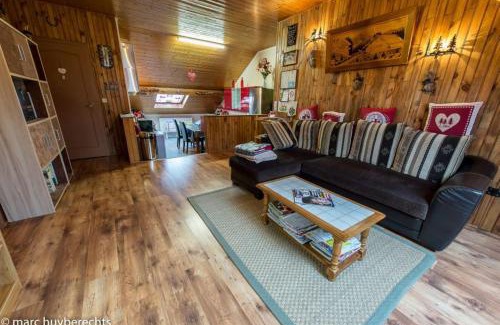 Haselbourg House | Das Gîte Fleuri Mit Einer Herrlichen Aussicht