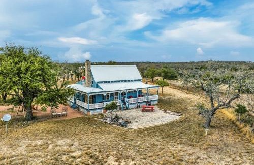 Fredericksburg House | Das Liebe Haus- Peaceful-12 mi to Downtown Fred