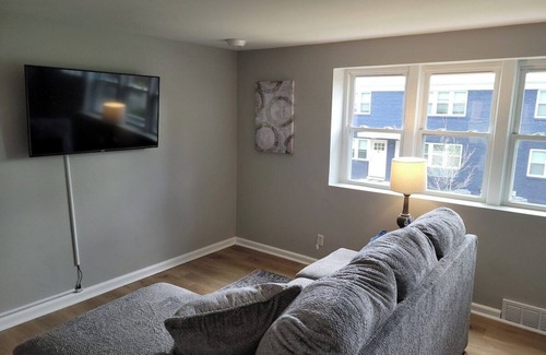 Joslyn Castle Apartment | Davenport Dwellings 2 Bd by UNMC
