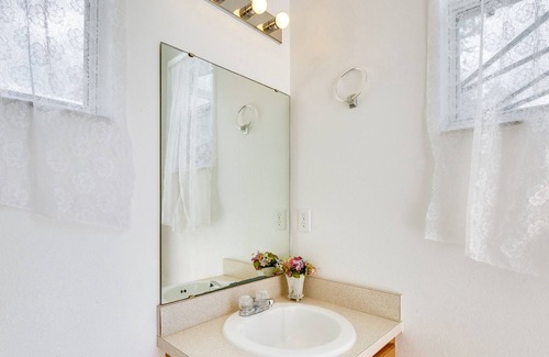 Legacy Park House | Davenport Home w/ Pool & Lanai ~ 10 Mi to Disney