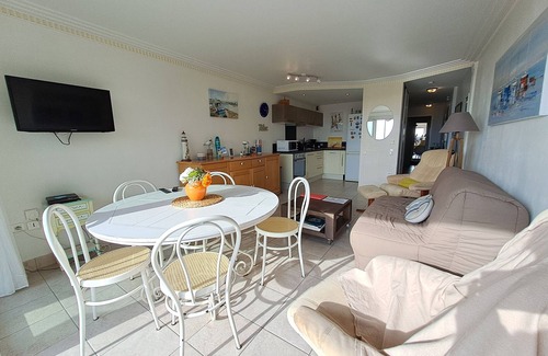 Les Sables d'Olonne Apartment | DAVIELLE - Bel appartement vue mer- 3*- Les Sables