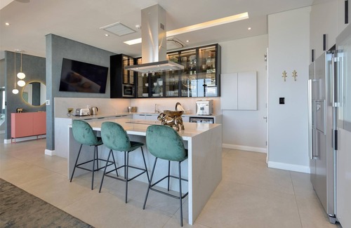 Sandown Hotel | Davinci Hotel And Suites On Nelson Mandela Square
