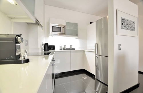 Sandown Hotel | DaVinci Suites