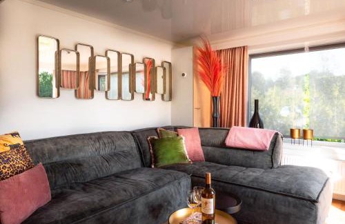 Voorthuizen Ski Chalet | Davis residence