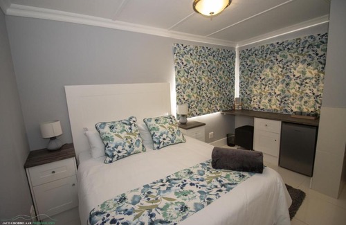 Selborne House | Dawson Manor Guest House