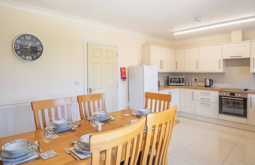 Mablethorpe and Sutton Cottage | Dawson Park 8 - UK12667