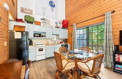 Table Rock House | Day Dreamer Cabin