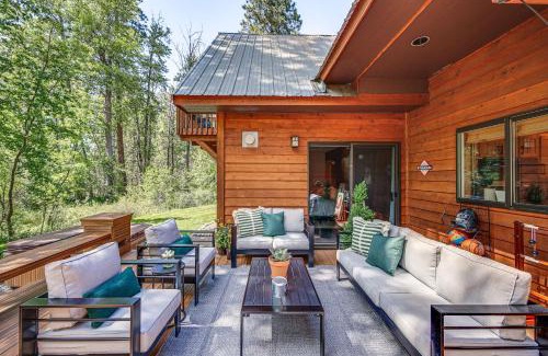 Naches House | Day Trip to White Pass Luxe Cabin on Naches River