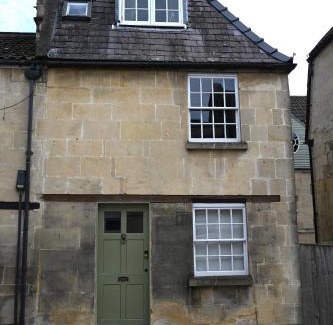 Bath House | Daylily Cottage in Central Bath