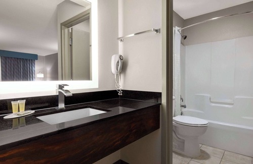 Covington Hotel | Days Inn by Wyndham Covington