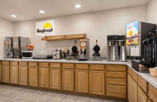 Eagle River Hotel | Days Inn by Wyndham Eagle River