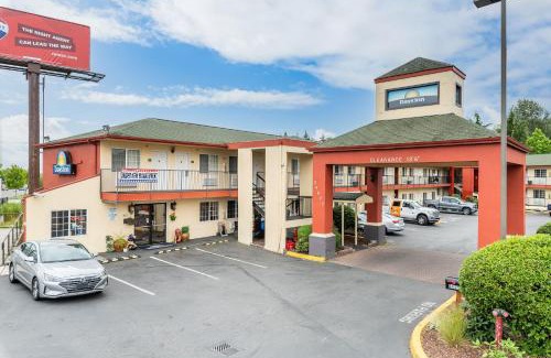 Federal Way Hotel | Days Inn by Wyndham Federal Way