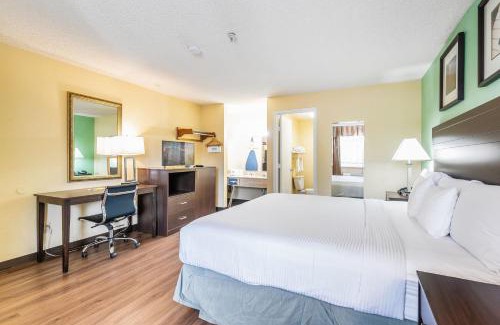 Federal Way Hotel | Days Inn by Wyndham Federal Way