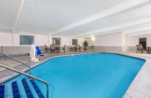 Fond du Lac Hotel | Days Inn by Wyndham Fond du Lac