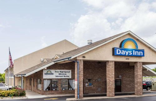 Talbot's Corner Hotel | Days Inn by Wyndham Nashville N Opryland/Grand Ole Opry