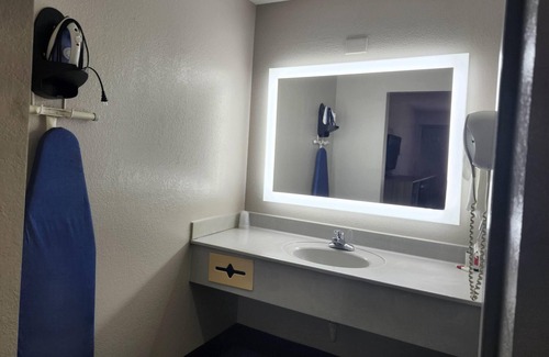 St. Martin Hotel | Days Inn by Wyndham Ocean Springs