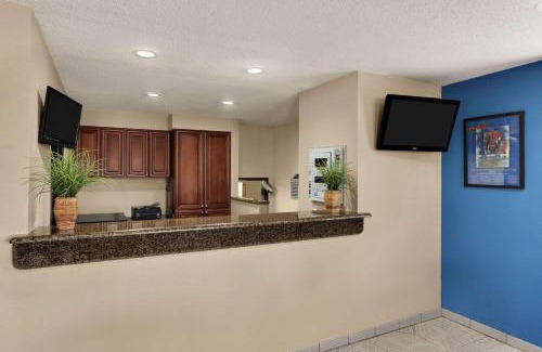 Orange Park Hotel | Days Inn by Wyndham Orange Park/Jacksonville