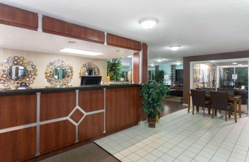 Port Charlotte Hotel | Days Inn by Wyndham Port Charlotte Town Center