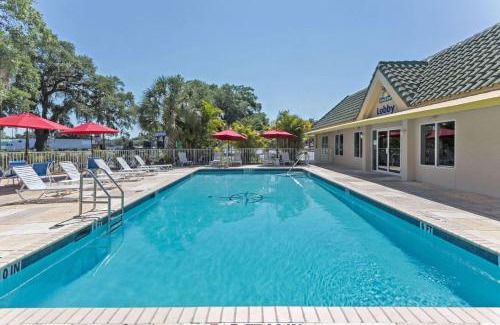 Port Charlotte Hotel | Days Inn by Wyndham Port Charlotte Town Center