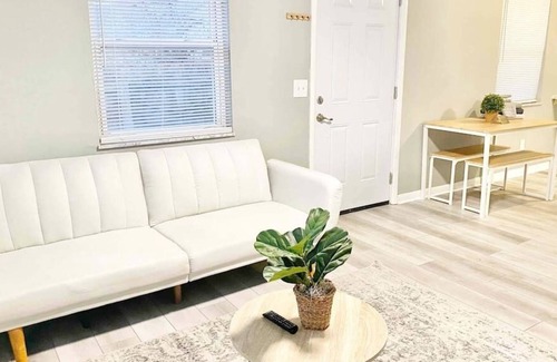 Dayton Apartment | DAYTON CITY CENTER 1BR | Private Parking | Fast WiFi