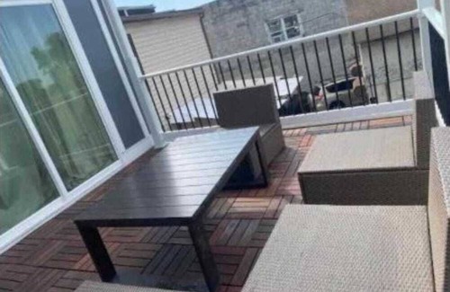 Newark House | DAYTON DREAM Cozy bedroom with private bathroom and terrace, 5 min from Airport