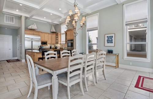 Avalon Beach Estates House | Dazzling Beach House with Private pool! Steps to Private Beach, Tennis Courts
