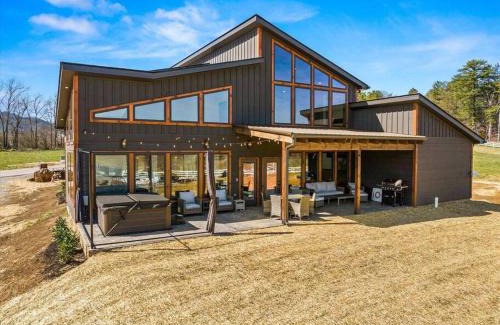 Wears Valley House | Dazzling New Lux Bowling Pickleball Pool Mtn Views