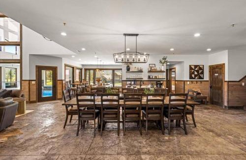 Wears Valley House | Dazzling New Lux Bowling Pickleball Pool Mtn Views