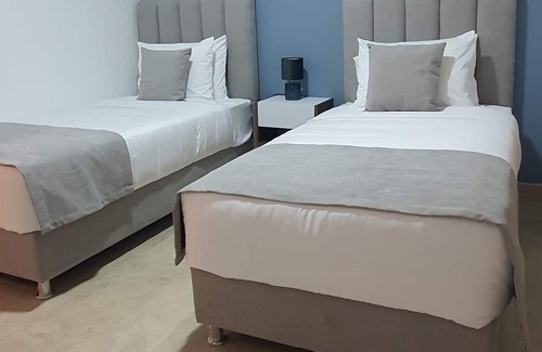 Riomar Apartment | Dazzling one bedroom loft near to Buena Vista Mall