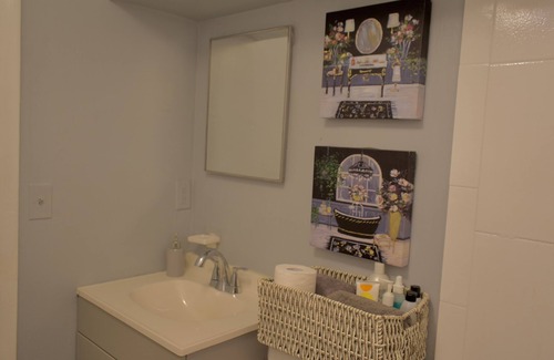 Shaw Apartment | DC Downtown Apt - Shaw Area