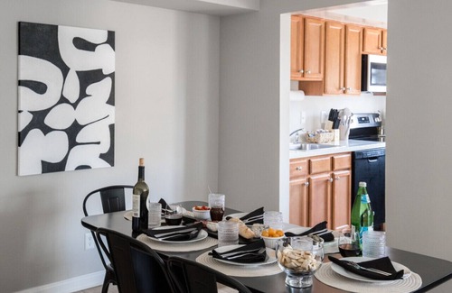 Aurora Highlands Apartment | DC Launchpad | Walk to Metro, Parking, Balcony, Gym