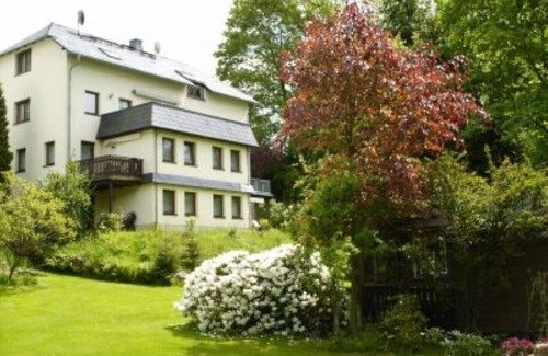 Altenberg Apartment | Apartment North Rhine-Westphalia in the attic for 2 people