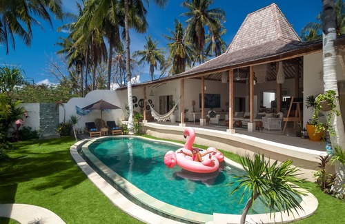 Gili Air Villa | De'Coco Villa