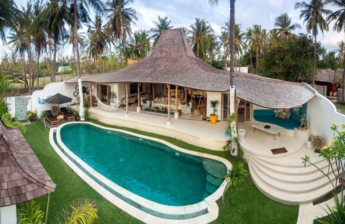 Gili Air Villa | De'Coco Villa