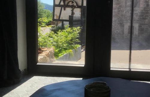 Stoumont House | De Heren van Sfeer - Sur les Champs