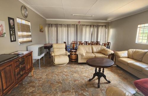 Otavi Villa | DE JAGTER'S NEST