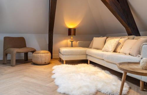 Loenen Apartment | De Kroonkamer