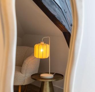 Loenen Apartment | De Kroonkamer