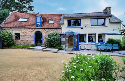 Pleumeur-Bodou House | De la chapelle