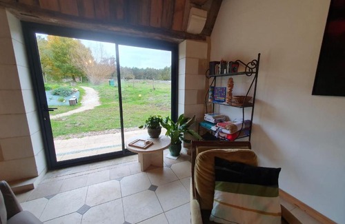 Rivarennes House | de la salle gite 8 personnes à la campagne avec jacuzzi 4 chambres 3 WC