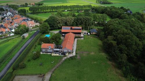 Pingjum House | De lodge met hottub