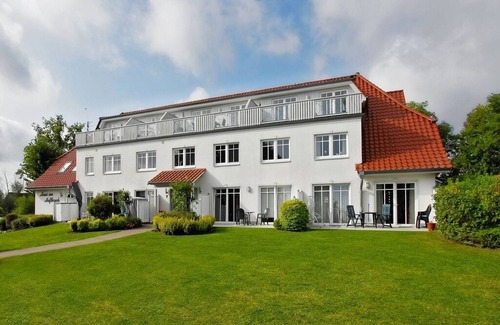 Redewisch Apartment | cozy apartment in Boltenhagen/Redewisch about 180 m to the beach