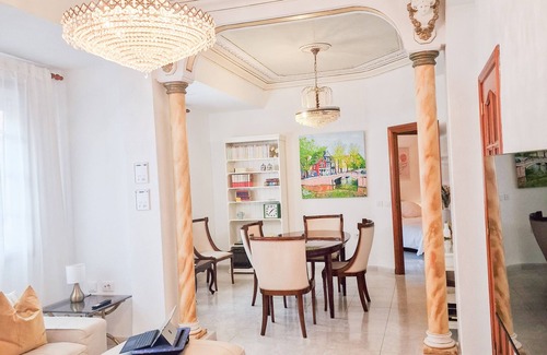 Santa Cruz de Tenerife Apartment | De Villa Suite - Tenerife