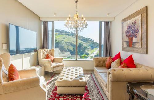 Bo'Kaap Apartment | De Waterkant Luxury by NIVAR