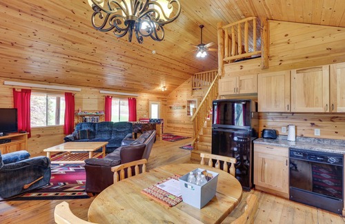 Deadwood Cabin | Deadwood Cabin w/Foosball Table, Near Sanford Lab
