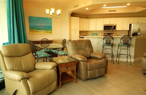 Orange Beach Condo | DEALS RENT DAY/WEEK/MONTH,OCT 19-DEC 31,WATER SLIDE,POOL,LAZY RIVERnnnnnnnnnn