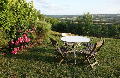 Benerville-sur-Mer House | Deauville: 2 bedroom house on the heights of Mount Canisy